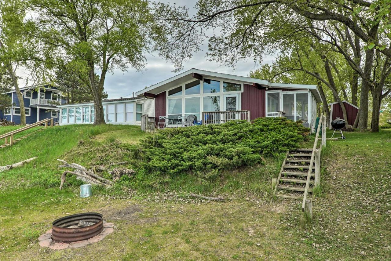 Lakefront Cottage Near Wineries And State Parks! Mears Ngoại thất bức ảnh